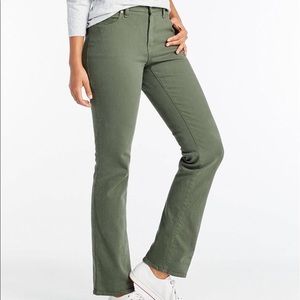 Levi’s Vintage 550 Relaxed Boot Cut Jeans!